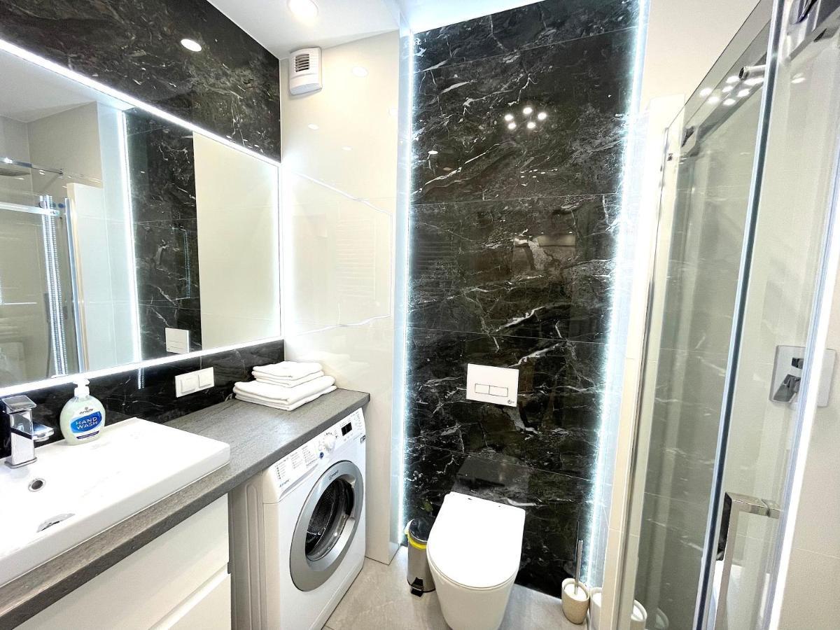 Apartament Superior Blue Przy Plazy- Free Pool, Saunas, Jacuzzi, Fitness, Salzgrotte كولوبرزيغ المظهر الخارجي الصورة