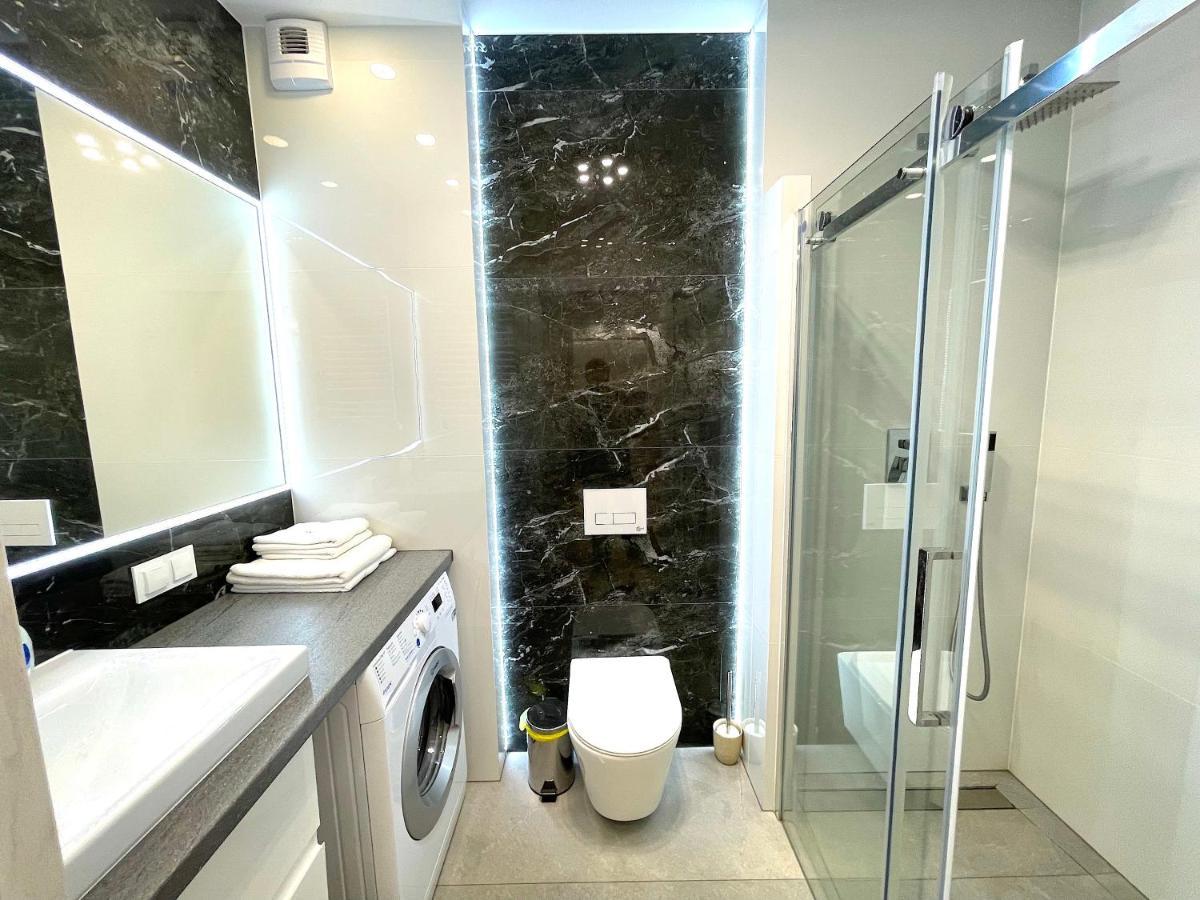 Apartament Superior Blue Przy Plazy- Free Pool, Saunas, Jacuzzi, Fitness, Salzgrotte كولوبرزيغ المظهر الخارجي الصورة