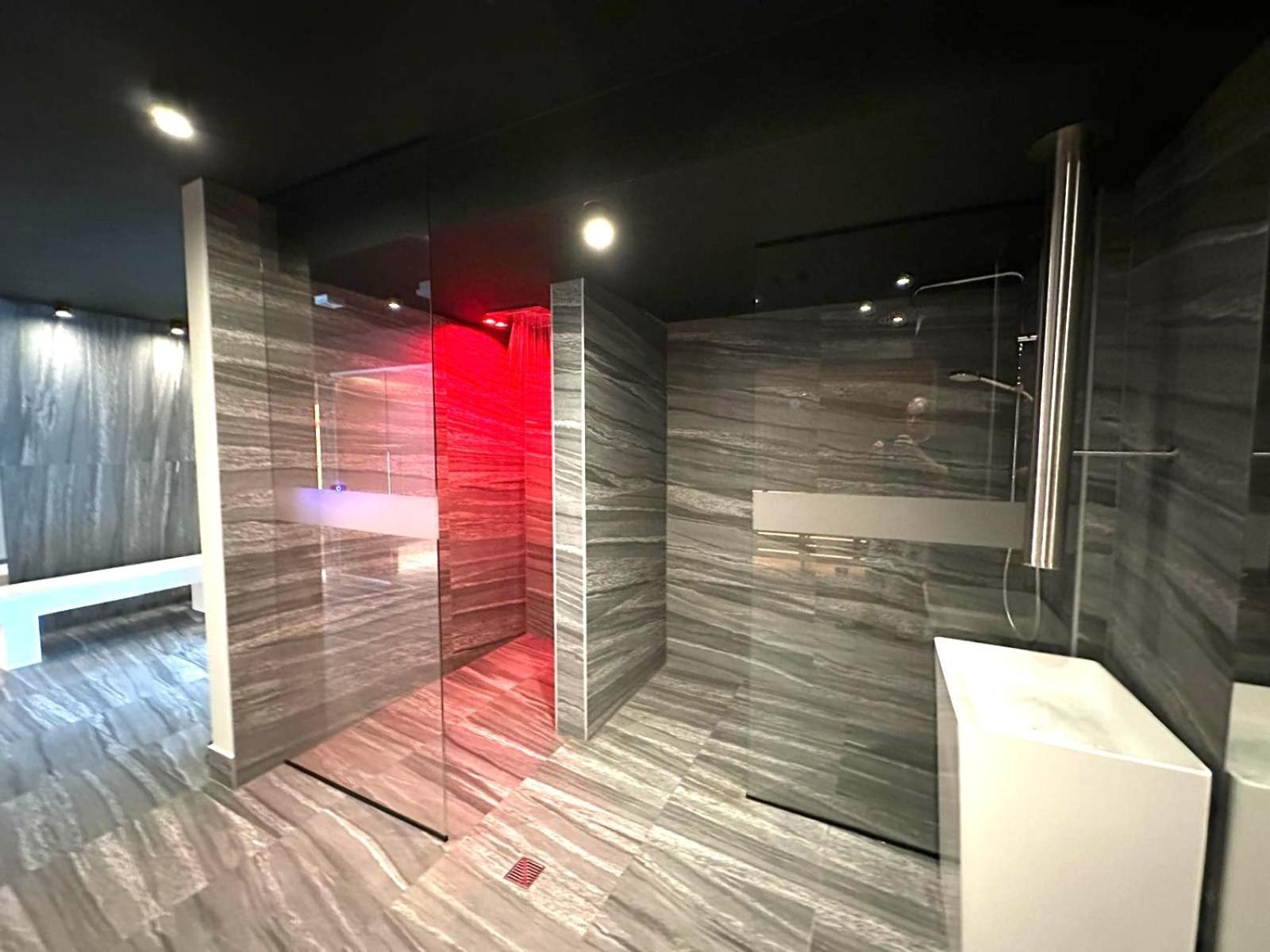 Apartament Superior Blue Przy Plazy- Free Pool, Saunas, Jacuzzi, Fitness, Salzgrotte كولوبرزيغ المظهر الخارجي الصورة